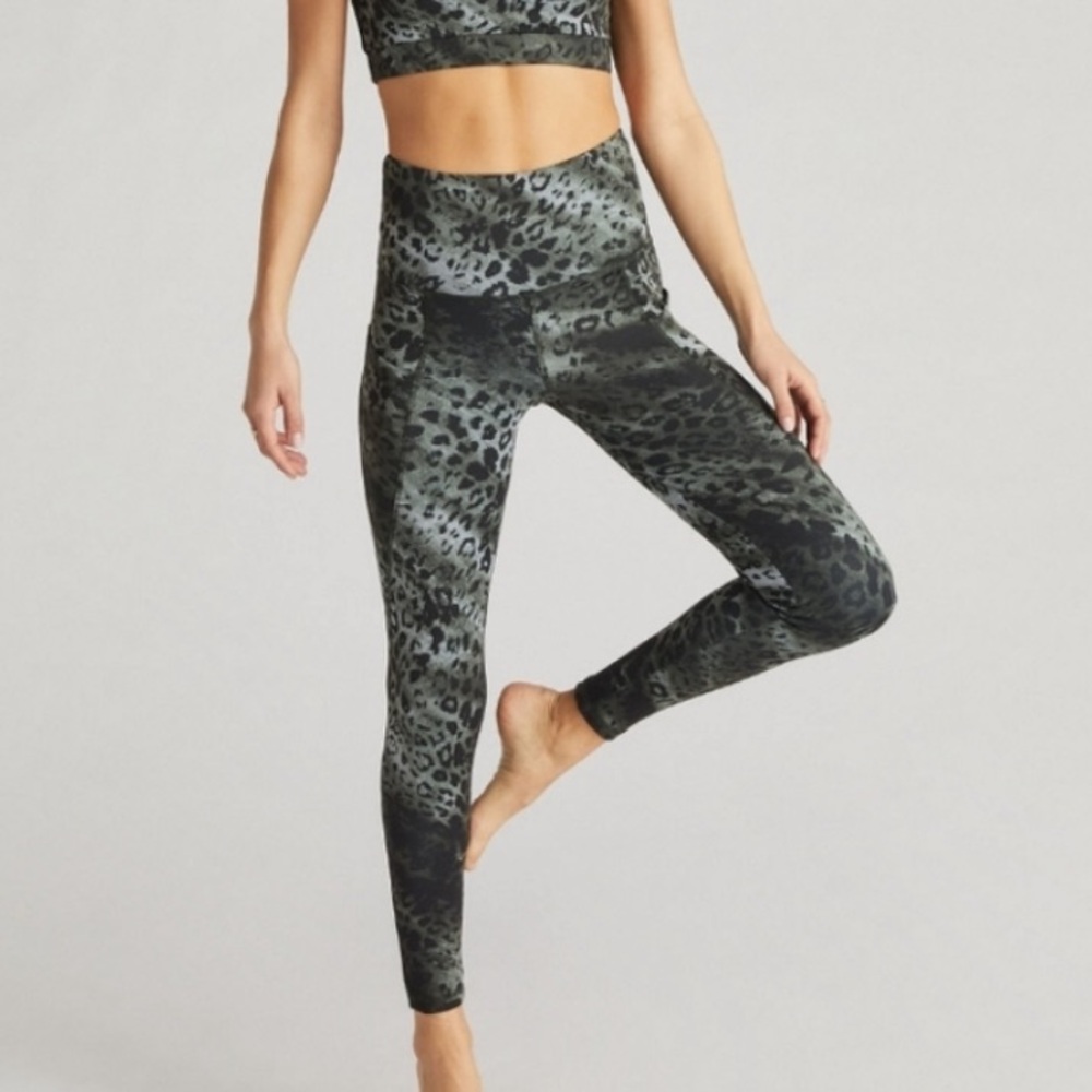 Strut This London Legging